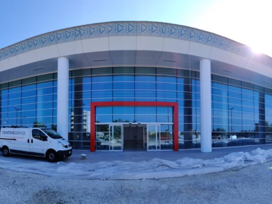 Rivestimento esterno azienda comet aa coperture